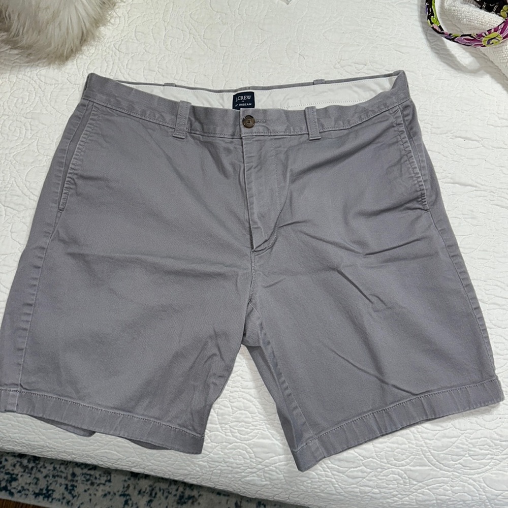 36W 9” inseam J Crew Men’s shorts